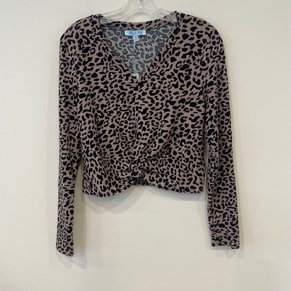 She & Sky Leopard Print Twist Waist Cropped Long Sleeve Top NWT Sz S